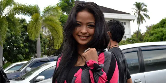 Gemuk, Tantri Kotak Enggan Diet Gemuk, Tantri Kotak Enggan Diet