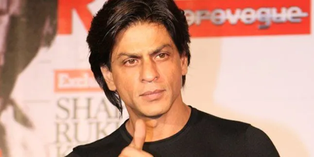 Happy 46th Birthday, Shahrukh Khan!
