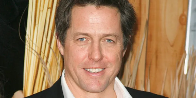 Hugh Grant Resmi Jadi Ayah Hugh Grant Resmi Jadi Ayah