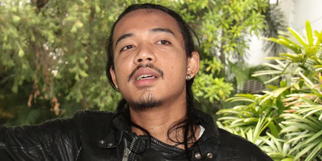 Zian Zigaz: Mending Gak Ngetop Daripada Gak Ngerock
