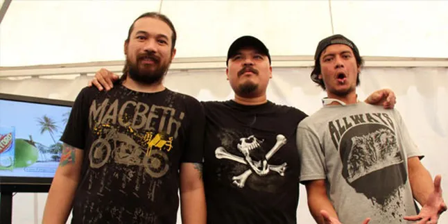Album Baru, Netral Dibantu Ernest Coklat - Saint Loco