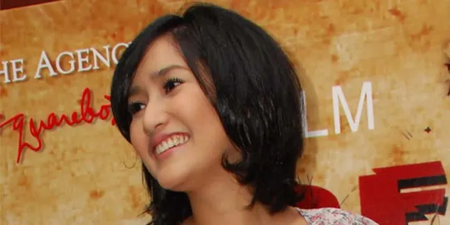 Gara-Gara Antagonis, Zora Vidyanata Dicubit Ibu-Ibu