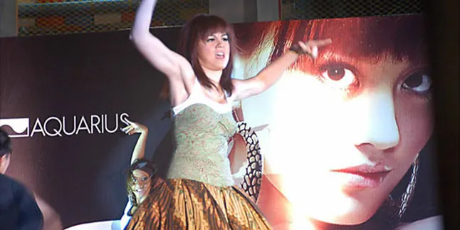 Semangat Agnes Disambut 'Loyo' Penonton