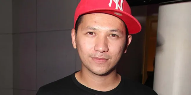 Gading Marten Borong Dua Proyek Sekaligus! Gading Marten Borong Dua Proyek Sekaligus!