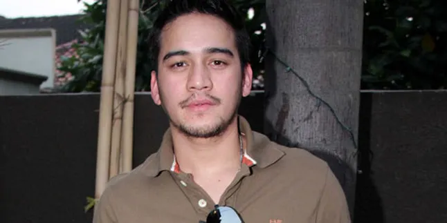 Mario Lawalata Tukang Selingkuh?