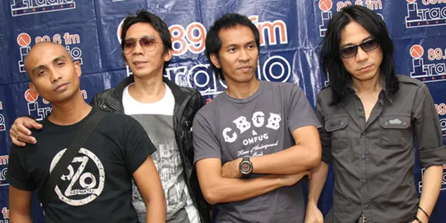 Slank Kehabisan Bahan Siaran Hibur Dengan Nyanyi