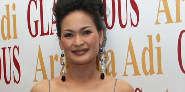 Donna Harun Punya Anak Kelainan Mental?