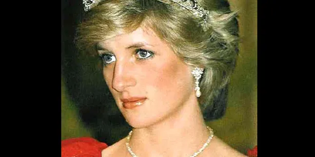 Replika Sepatu Putri Diana Dijual Rp1 M!