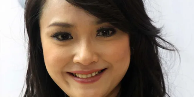 LDR, Lenna Tan Pacaran Dengan Cowok Semarang