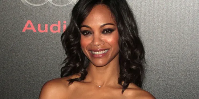 Zoe Saldana Putus Dengan Pacar!
