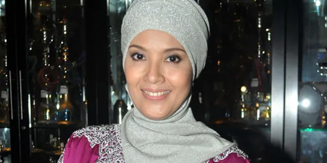 Elma Theana: Sesibuk Apapun Harus Berkarya! Elma Theana: Sesibuk Apapun Harus Berkarya!