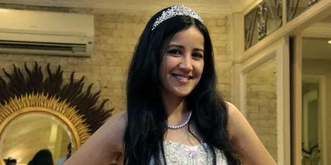 Andi Soraya: Sekarang Ada Buku Nikah!