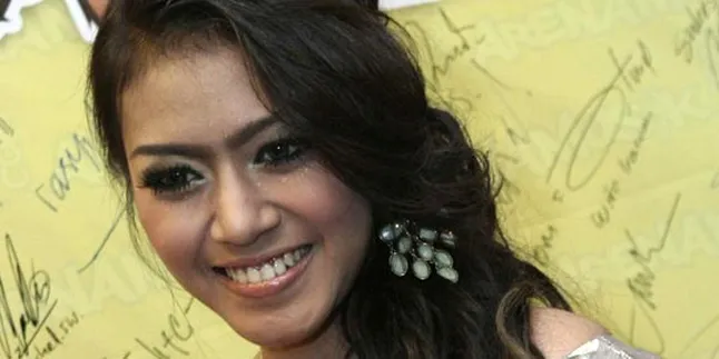 Nuansa Galau Lagu Dhisa Direspon Bagus