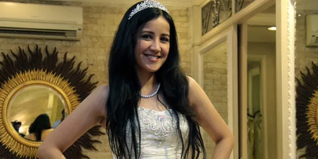 Yohannes: Gaun Andi Soraya? Harga Teman Lah!