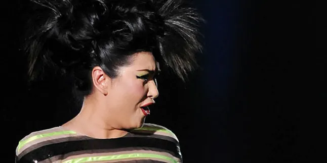 Polemik Perpisahan Ovy - Titi DJ Belum Usai?