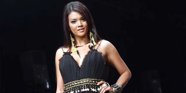 Catwalk Licin, Farah Quinn Takut Pakai High Heels