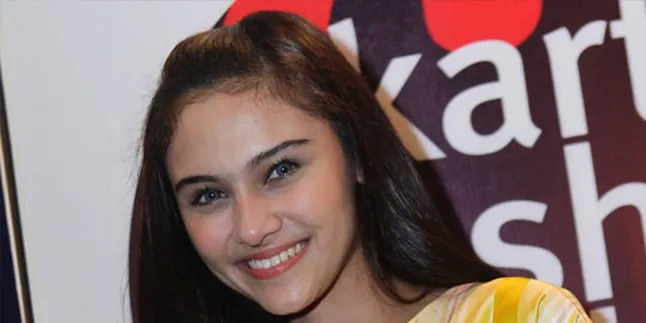 Zee Zee Shahab: Prabu Revolusi itu Romantis