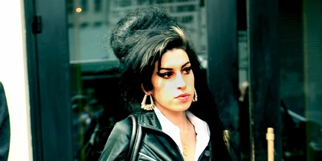 Amy Winehouse Berencana Bikin Supergroup