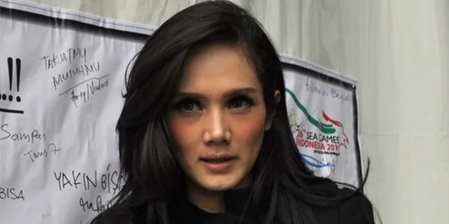 Mulan Jameela Jadi Catwoman!