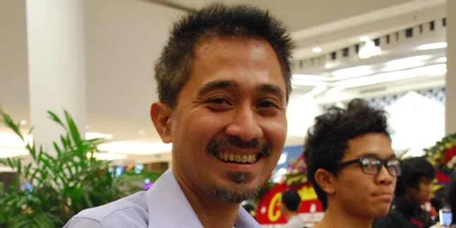 Lukman Sardi Ngebut Latihan di Kabaret Keroncong