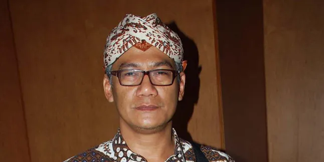 Tio Pakusadewo 'Bantai' Akting Mickey Rourke