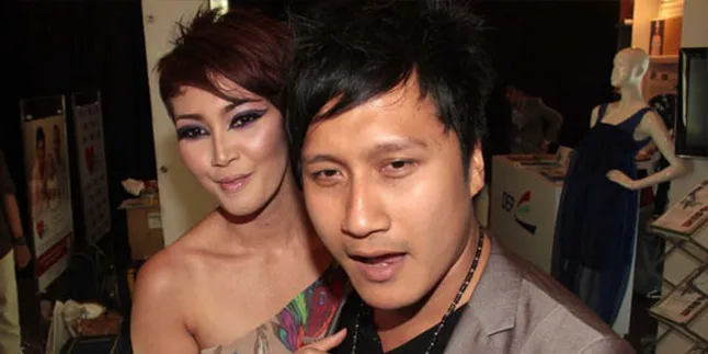 Fenita Tak Pernah Cemburui Arie Untung?