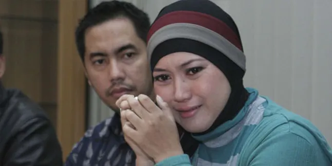 Ustad Solmed Paksa Mantan Istri Hubungan Badan