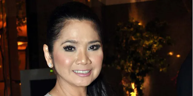 Cek Harga Tiket Konser Vina Panduwinata di Sini!!