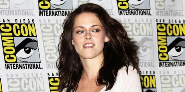 Siapa Lawan Main Kristen Stewart di 'AKIRA'?