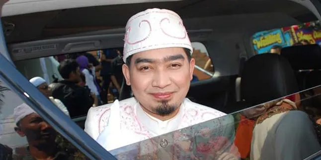 Klarifikasi Ustad Solmed Soal Hubungan Badan