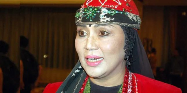 Ully Sigar Rusady Kampanye Tanaman Anti Polutan