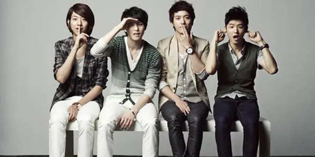 Tak Penuhi Kuota Tiket, CN Blue Batalkan Konser Tak Penuhi Kuota Tiket, CN Blue Batalkan Konser