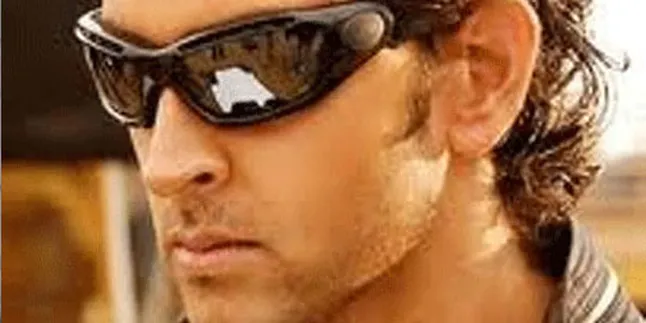 Sakit Punggung, Hrithik Roshan Absen Syuting Sakit Punggung, Hrithik Roshan Absen Syuting