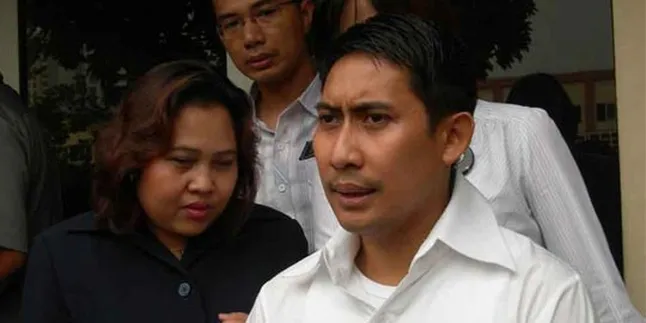 Manajer Artis Teddy Sudjadi Meninggal Dunia