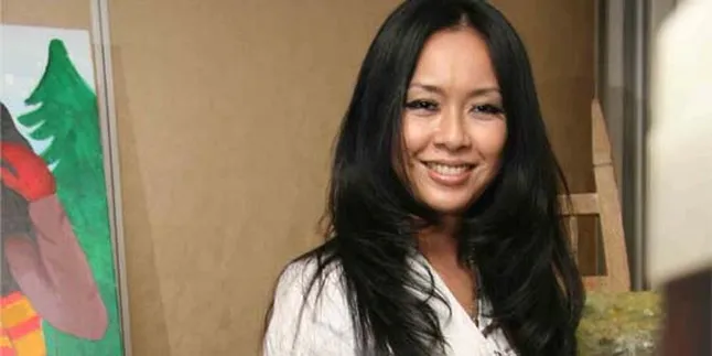 Maya Hassan Rambah Teater