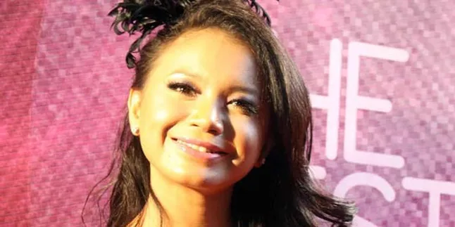 Rossa Luncurkan Album THE BEST OF ROSSA