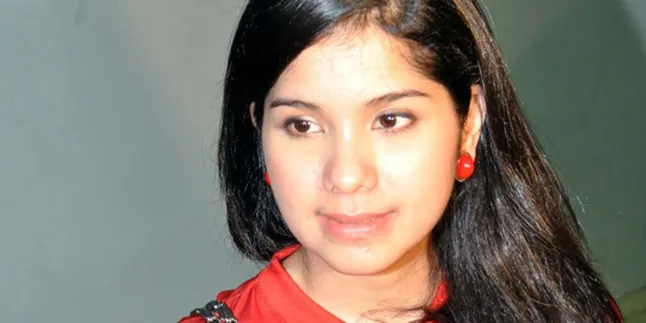 Pemain Bola Favorit Annisa Pohan Adalah...