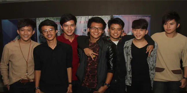 SMASH, Antara Syuting dan Sekolah