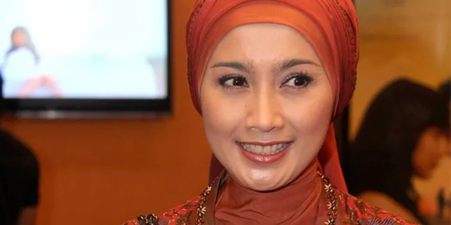 Desy Ratnasari Ajari Anak Tidak Ingkar