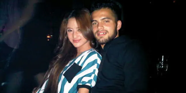 Foto Mesra Diego Michiels - Dewi Perssik Beredar!