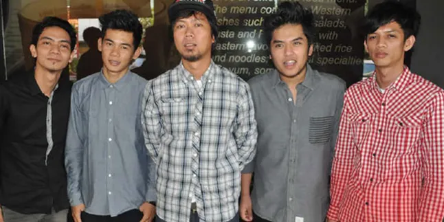 Edwin Cokelat Ingin Bangkitkan Musik Rock Indonesia