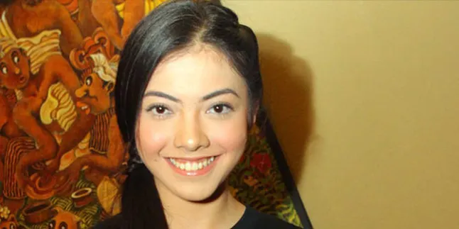 Imej Seksi, Cinta Dewi Ingin Peran Berjilbab