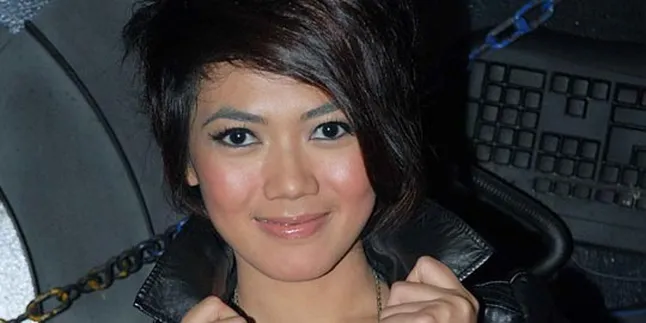 Seksi di Mata Purie Mahadewi