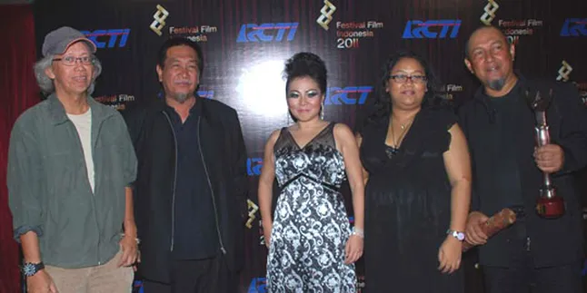 Deddy Mizwar Rajai Piala Vidia 2011