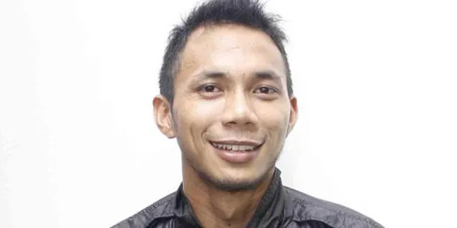 Orang Tua Sedih Norman Dipecat