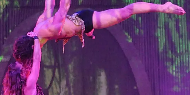 Tarzan Afrika Nyasar di Jakarta Tarzan Afrika Nyasar di Jakarta