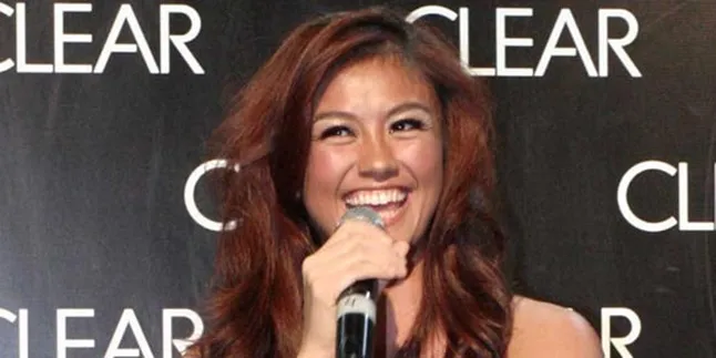 Agnes Monica Siap Berikan Yang Terbaik Buat Clear