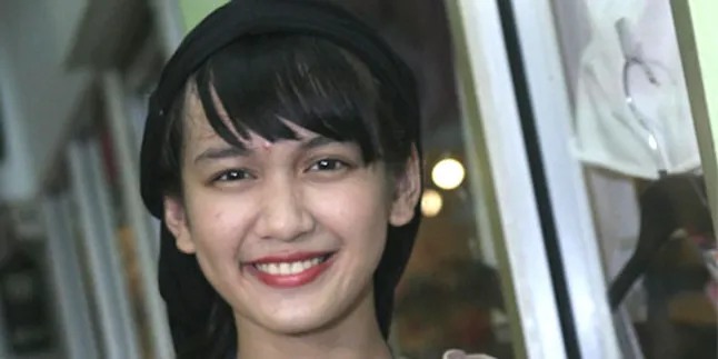 Dhea Anissa Ketularan Dewasa Irwansyah