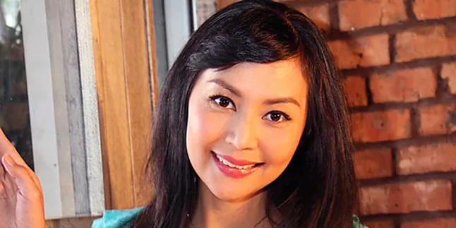 Sambut Natal, Tessa Kaunang Kurangi Aktivitas