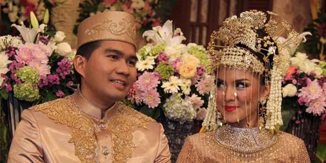 Intan Nuraini Bulan Madu Terus